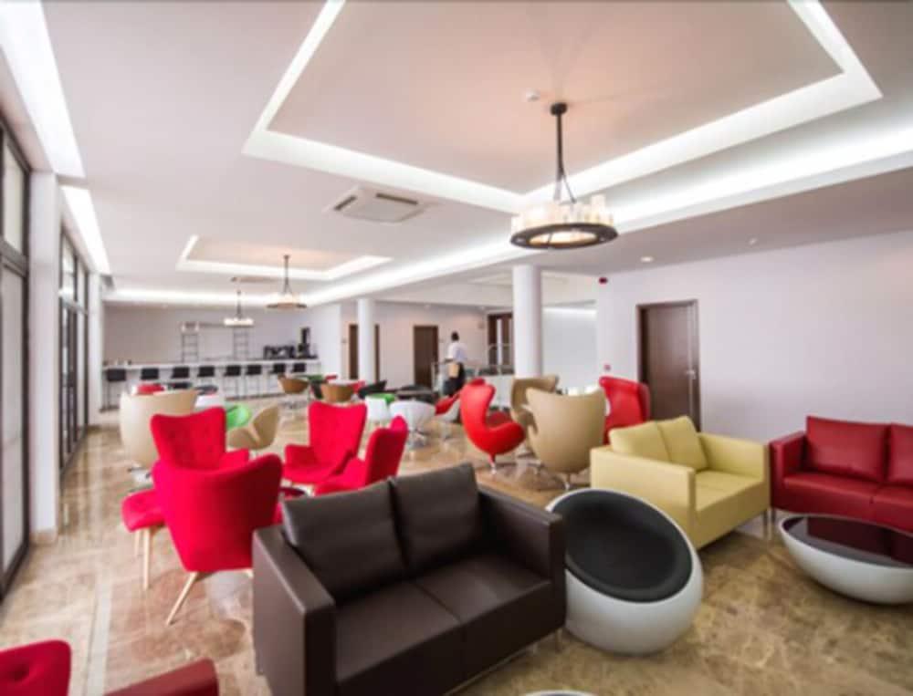 Hotel Vip Executive Tete Extérieur photo